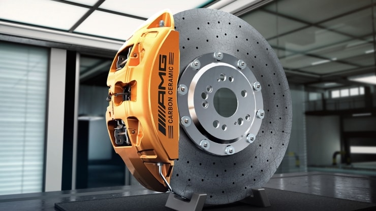 AMG Keramik Hochleistungs-Verbundbremsanlage 1