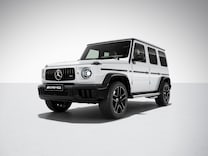 Mercedes-AMG G-Class MANUFAKTUR bumpers and flared wheel arches in obsidian black