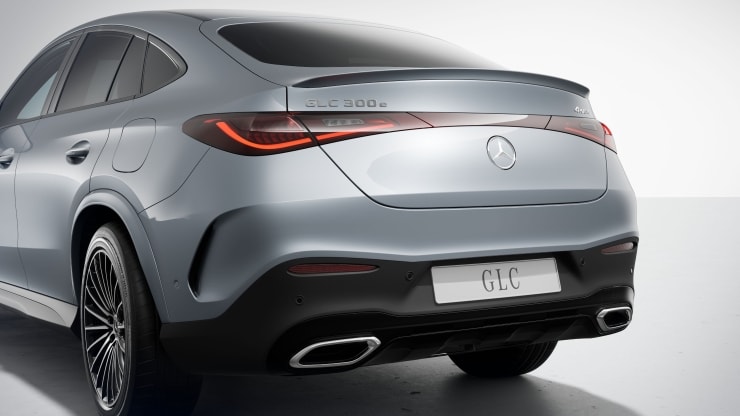 Radlaufverkleidungen in Wagenfarbe Bild 1