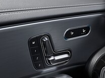 Mercedes-AMG CLA Coupé 豪華前座椅(可通風/加熱)