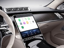 Mercedes-Maybach S-Class Smartphone integration