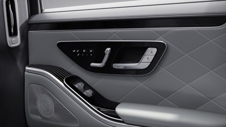 Chauffeur-Stellung Beifahrersitz Bild 1