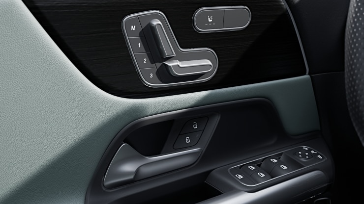 Si&egrave;ge conducteur &agrave; r&eacute;glages &eacute;lectriques avec fonction M&eacute;moires Image 1