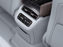 EQS SUV THERMOTRONIC automatic climate control in the rear