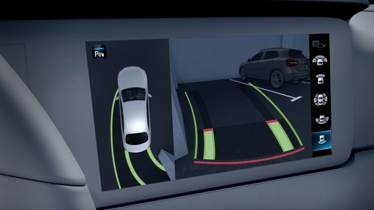 Digitales Extra&colon; MB&period;DRIVE PARKING ASSIST 360 1