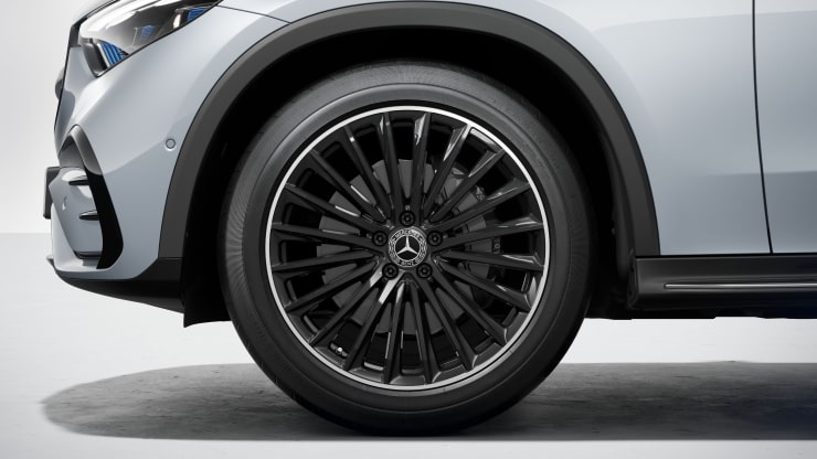 Bremsanlage mit größeren Bremsscheiben an der Vorderachse 1