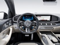 Mercedes-AMG GLE Coupé AMG steering wheel buttons