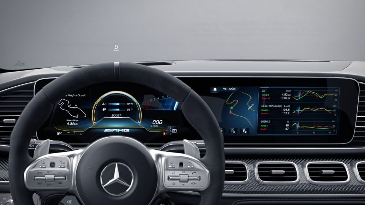 Digitales Extra&colon; AMG TRACK PACE 1