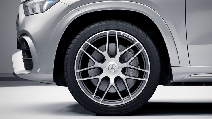 22" AMG Schmieder&auml;der im Kreuzspeichen-Design Bild 1