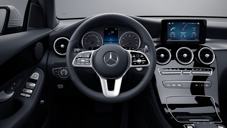 Serienausstattung Interieur Bild 1