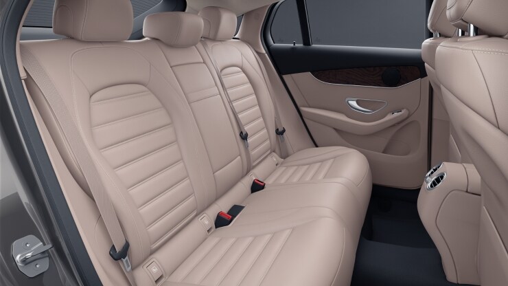 Serienausstattung Interieur 8
