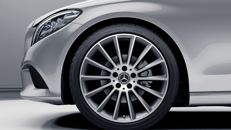 48&comma;3 cm &lpar;19"&rpar; AMG Leichtmetallr&auml;der im Vielspeichen-Design Bild 1