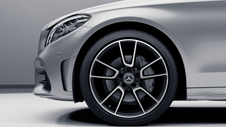 48&comma;3 cm &lpar;19"&rpar; AMG Leichtmetallr&auml;der im 5-Doppelspeichen-Design Bild 1