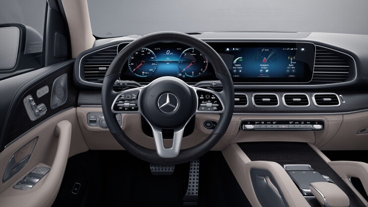 EXCLUSIVE Interieur 2