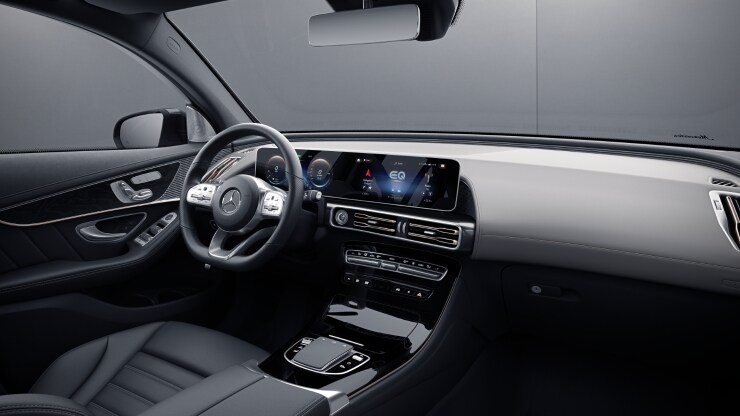 Instrumententafel in Ledernachbildung Nappa-Optik Bild 1