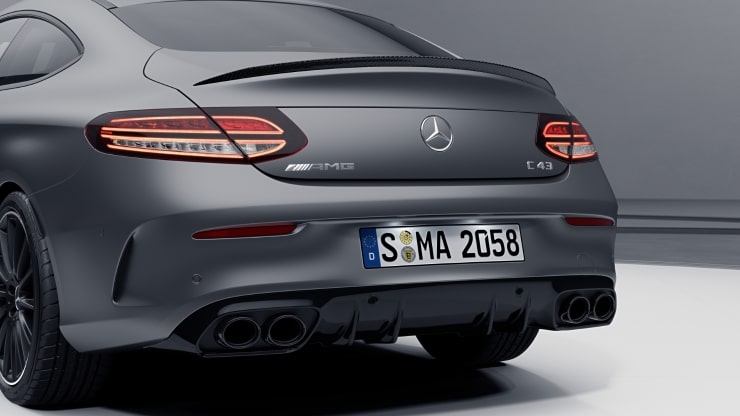 AMG Abrisskante auf Kofferraumdeckel in Carbon Bild 1