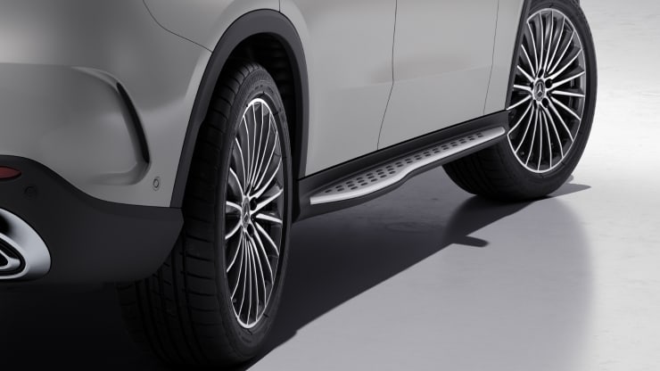 Trittbretter in Aluminium-Optik mit Gumminoppen 2