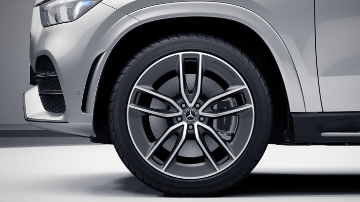 Bremsanlage mit gr&ouml;&szlig;eren Bremsscheiben an der Vorderachse Bild 1