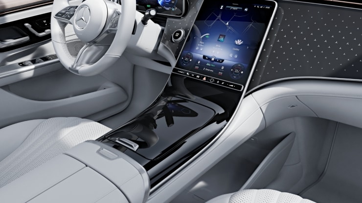 Ablagefach unter Mittelkonsole Bild 1