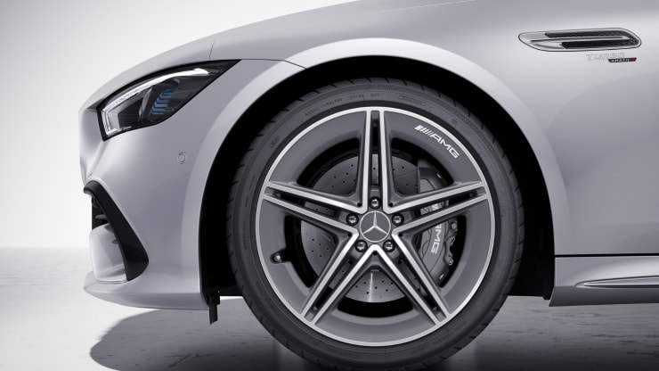 50&comma;8 cm &lpar;20"&rpar; AMG Leichtmetallr&auml;der im 5-Doppelspeichen-Design Bild 1