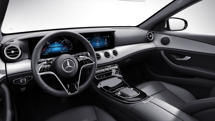 Serienausstattung Interieur Bild 1