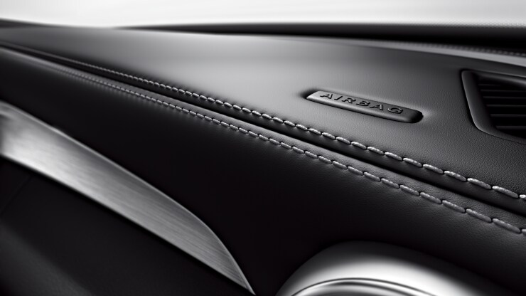 Instrumententafel und Bordkanten in Ledernachbildung ARTICO in Nappaoptik schwarz Bild 1