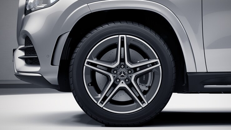 53&comma;3 cm &lpar;21"&rpar; AMG Leichtmetallr&auml;der im 5-Doppelspeichen-Design Bild 1