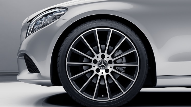 48,3 cm (19") AMG Leichtmetallräder im Vielspeichen-Design Bild 1