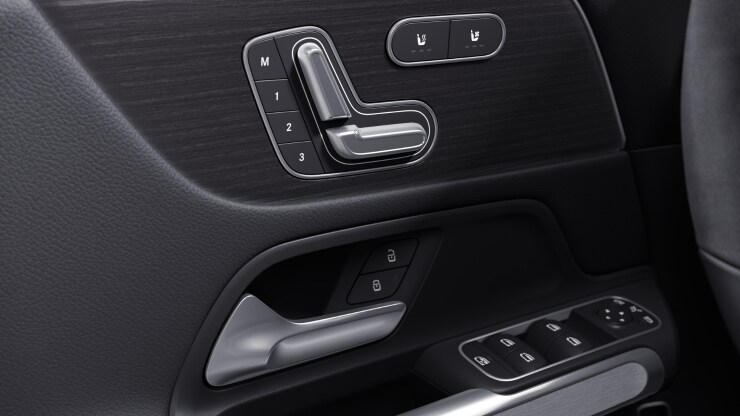 Si&egrave;ge avant droit &agrave; r&eacute;glage &eacute;lectrique avec fonction m&eacute;moire Image 1