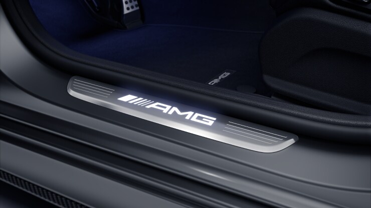 AMG Einstiegsleisten mit "AMG" Schriftzug&comma; beleuchtet Bild 1