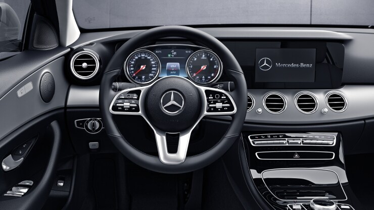 Serienausstattung Interieur 2