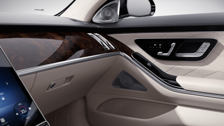 Burmester&reg; High-End 4D-Surround-Soundsystem 3