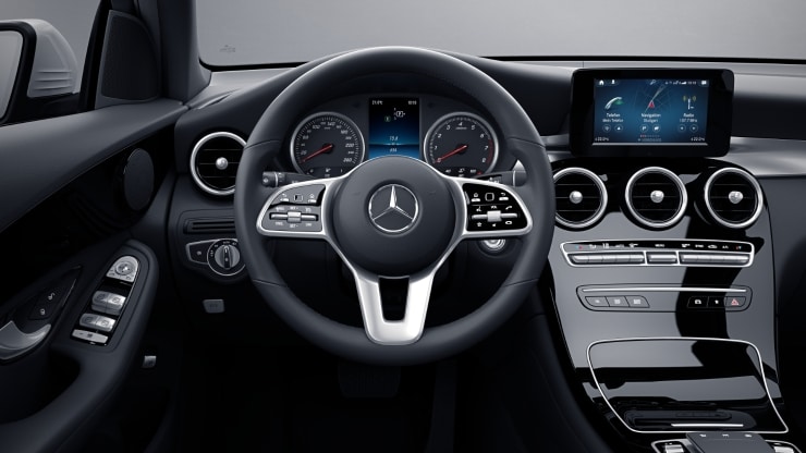 Serienausstattung Interieur Bild 1