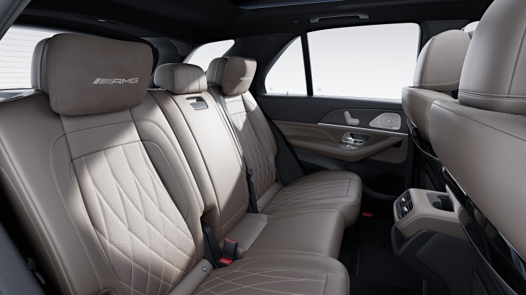 MANUFAKTUR Kopfst&uuml;tzenkissen im Fond mit gesticktem AMG Schriftzug 4