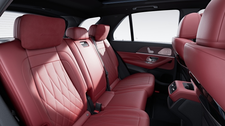 MANUFAKTUR Kopfst&uuml;tzenkissen im Fond mit gesticktem AMG Schriftzug 2