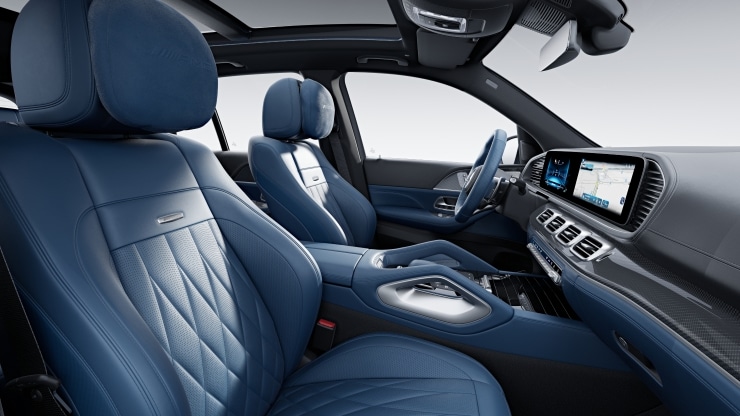 MANUFAKTUR Kopfst&uuml;tzenkissen im Fond mit gesticktem AMG Schriftzug 5