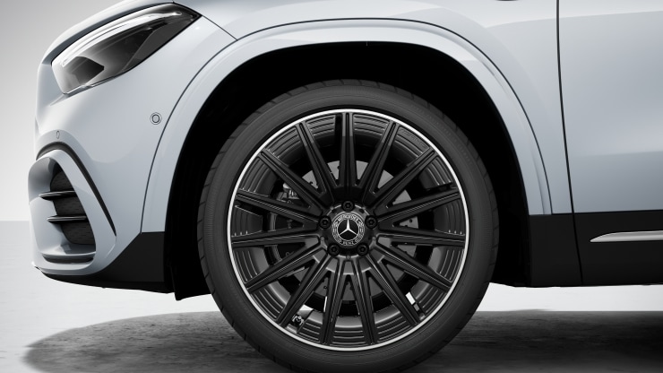 50&comma;8 cm &lpar;20"&rpar; AMG Leichtmetallr&auml;der im Vielspeichen-Design Bild 1