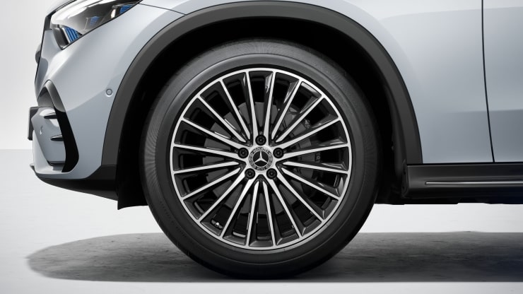 50&comma;8 cm &lpar;20"&rpar; AMG Leichtmetallr&auml;der im Vielspeichen-Design Bild 1