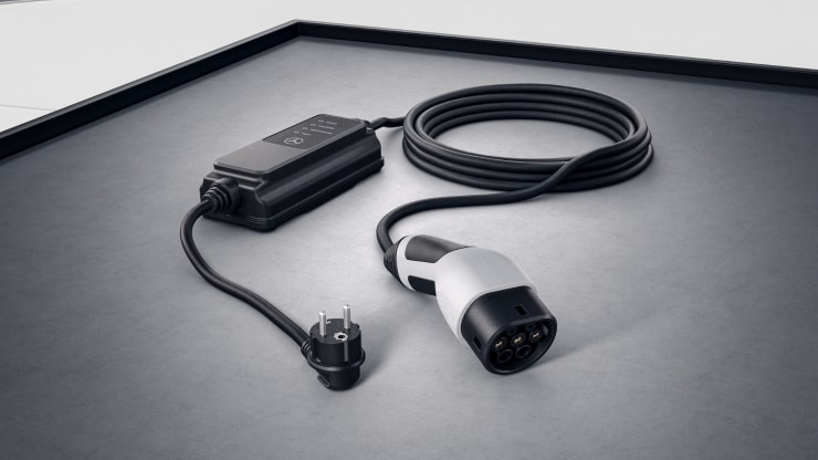 Ladekabel bis 1&comma;8 kW f&uuml;r Haushaltssteckdose&comma; 8m&comma; glatt 2