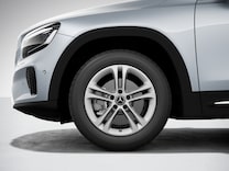 GLB Winter-Paket Plus mit 43,2 cm (17") Winter-Kompletträdern