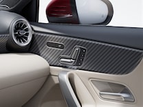 A-Class Sedan 電動前乘客座附記憶功能