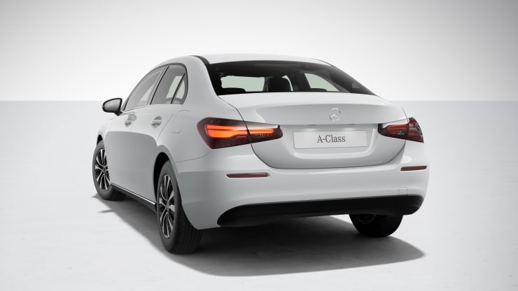 Equipamiento de serie 3