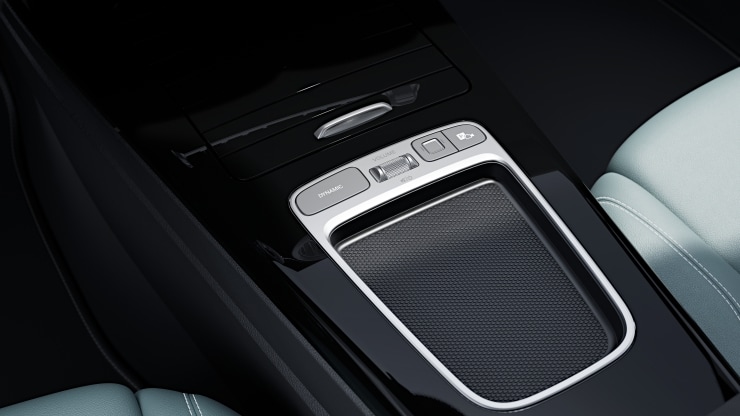 Ablagefach in Mittelkonsole mit Rollo Bild 1