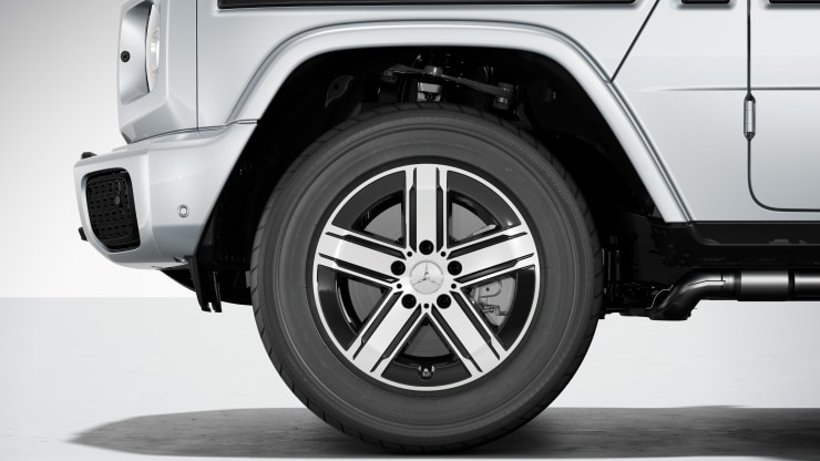 45&comma;7 cm &lpar;18"&rpar; Leichtmetallr&auml;der im 5-Doppelspeichen-Design Bild 1