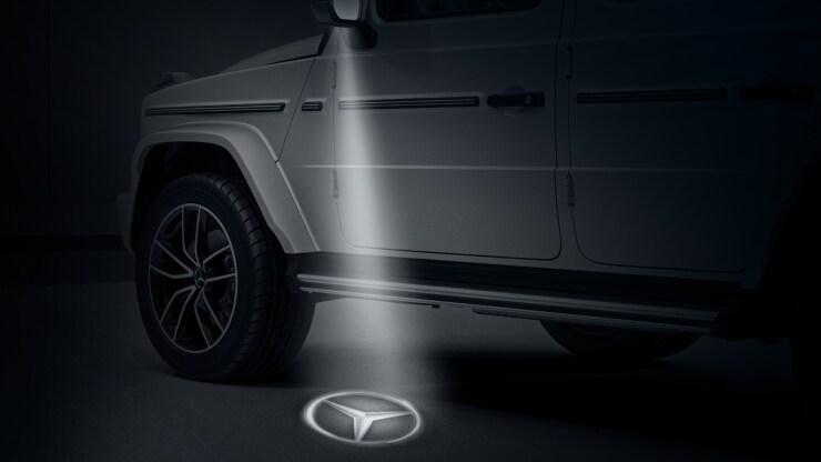 Umfeldbeleuchtung mit Projektion des Markenlogos 1