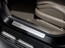 Mercedes-Maybach EQS SUV 長絨腳踏墊