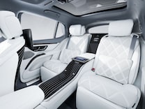 Mercedes-Maybach EQS SUV First-class rear compartment