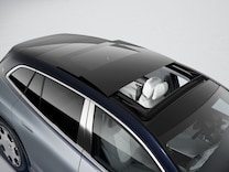 Mercedes-Maybach EQS SUV Panoramic sliding sunroof