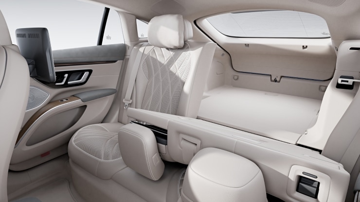 Sitzlehnen im Fond klappbar 2