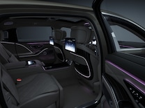 Mercedes-Maybach S-Class ไฟเรืองแสงล้อมรอบห้องโดยสารแบบ Active ambient